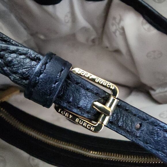 Tory Burch Black Fleming Tote Shoulder Bag Logo Embossed Leather Unisex - Picture 8 of 12